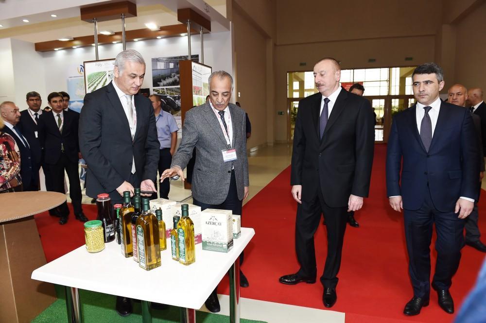 President Aliyev views WorldFood Azerbaijan and Caspian Agro exhibitions [UPDATE]