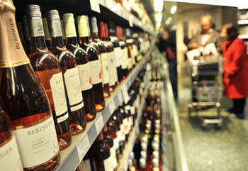 Sale of alcohol and tobacco products to under-ages to be prohibited in Azerbaijan