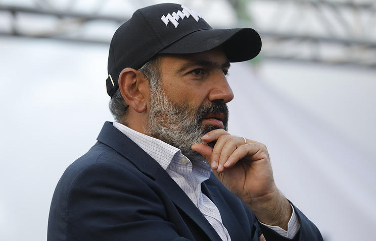 Pashinyan worried about his decreased popularity in Armenian society