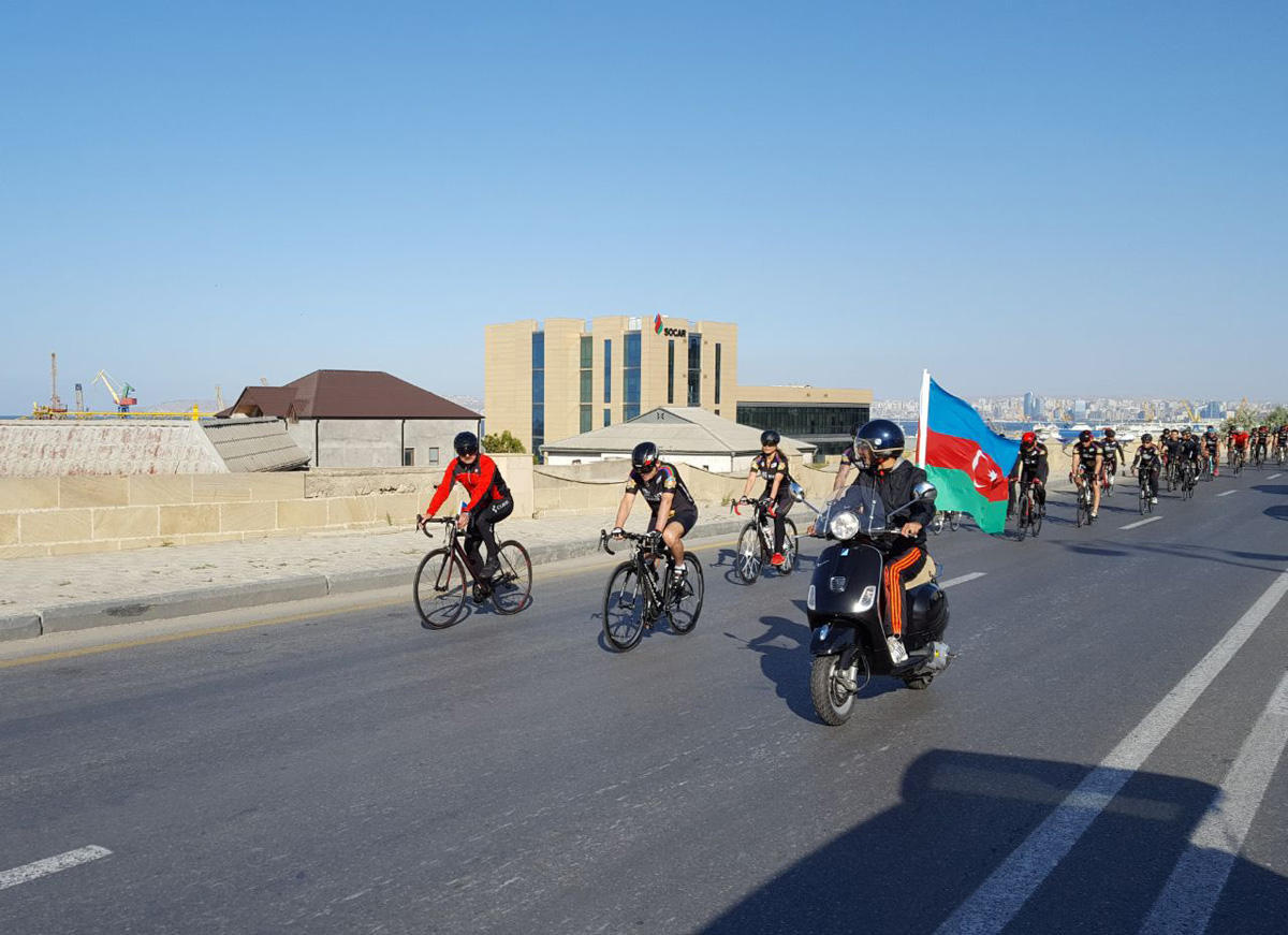 Bike ride dedicated to 100th anniversary of Azerbaijan Democratic
