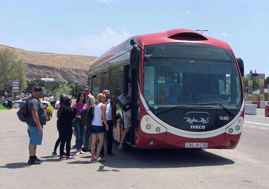 Free buses begin to run in Baku [PHOTO]