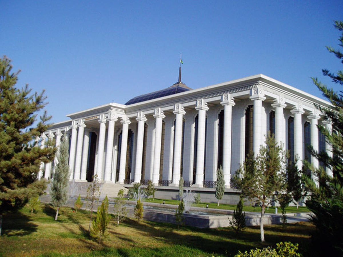Turkmen parliament to consider number of documents