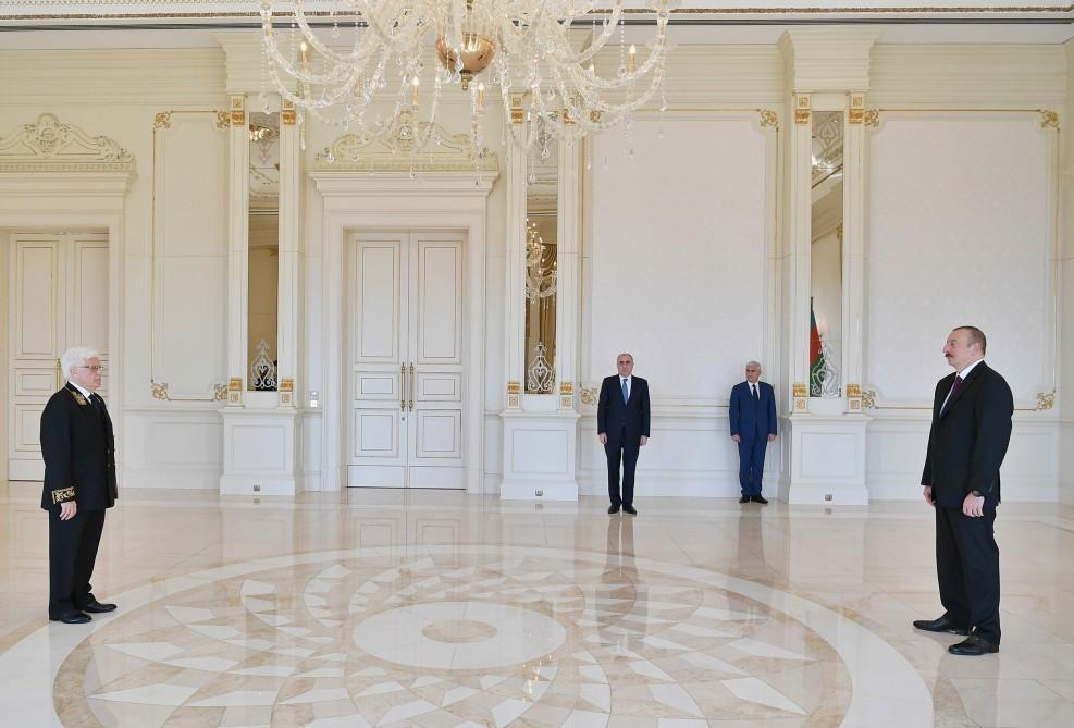 President Ilham Aliyev receives credentials of newly appointed ambassadors [PHOTO]
