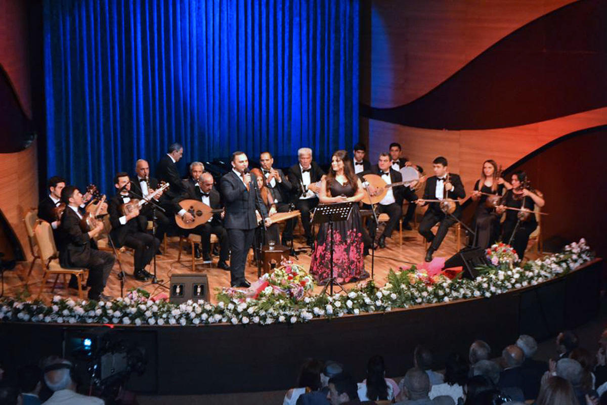 Baku hosts evening of mugham music [PHOTO]