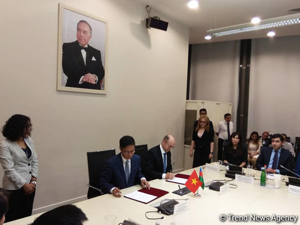 Azerbaijan, Vietnam sign protocol of Intergovernmental Commission meeting