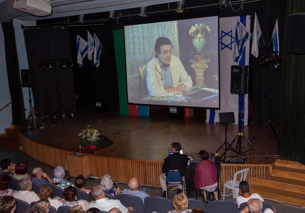 Israel hosts concert commemorating "King of Songs" [PHOTO]