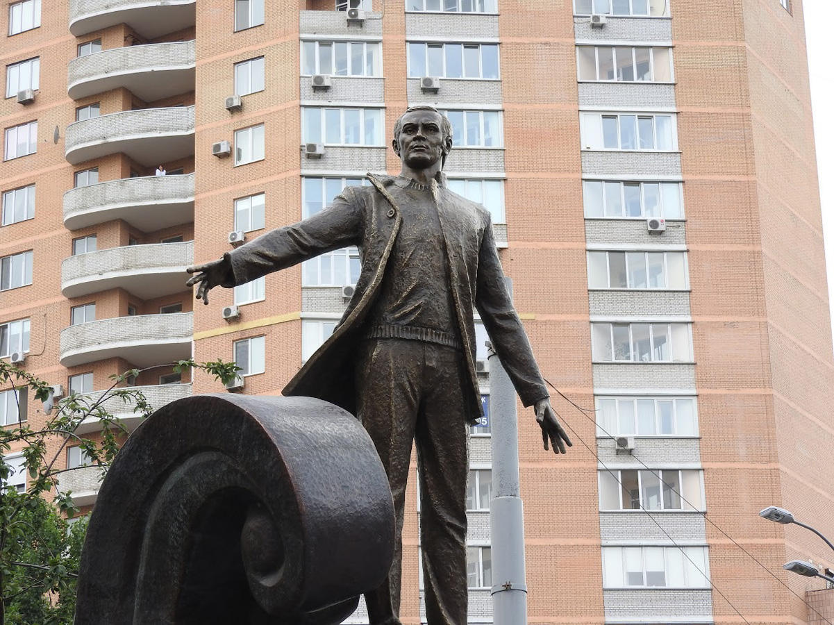 Park in honor of national singer appears in Kyiv [PHOTO]