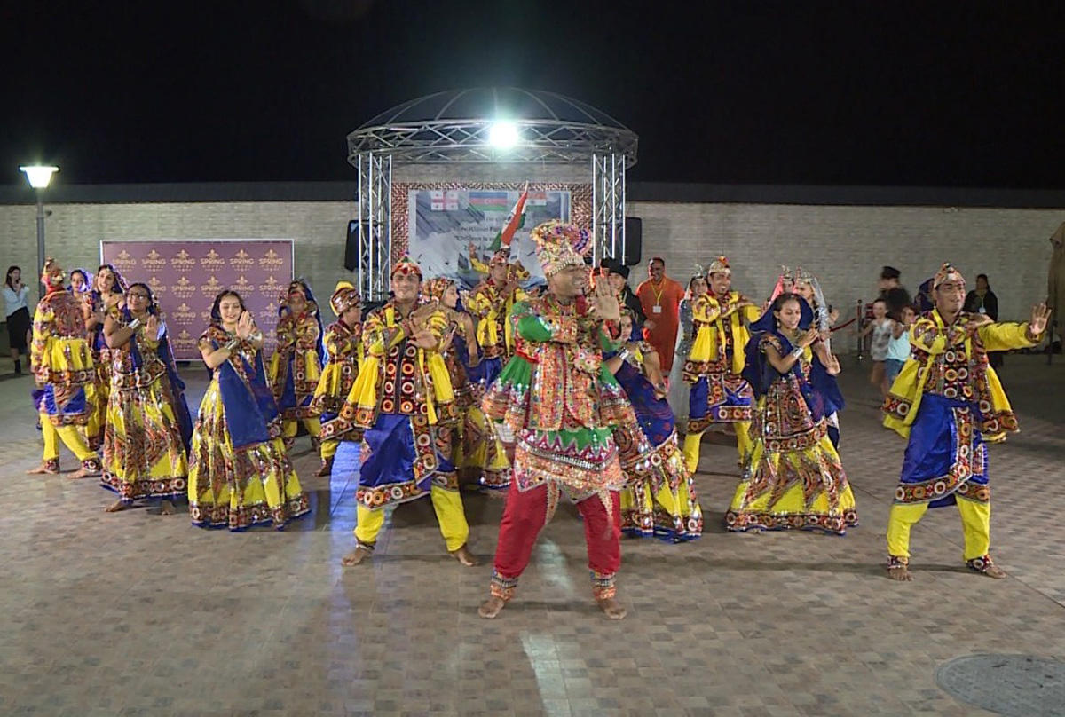 Int'l Folk Dance Festival opens in Baku [PHOTO]