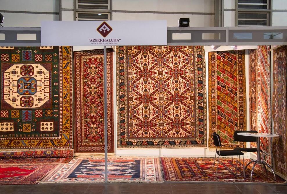 Azerbaijani carpets cause great interest at world's premier auctions