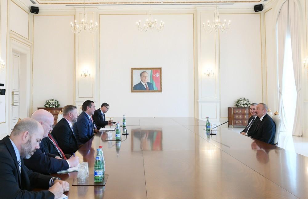 President Ilham Aliyev receives US Congress delegation [PHOTO]