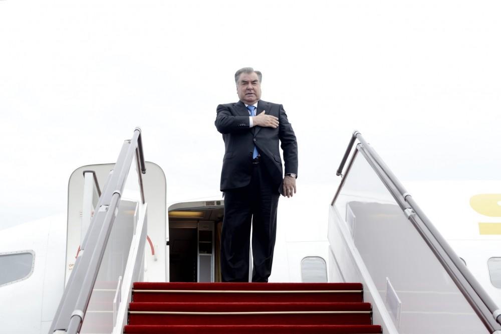 Tajik President ends official visit to Azerbaijan