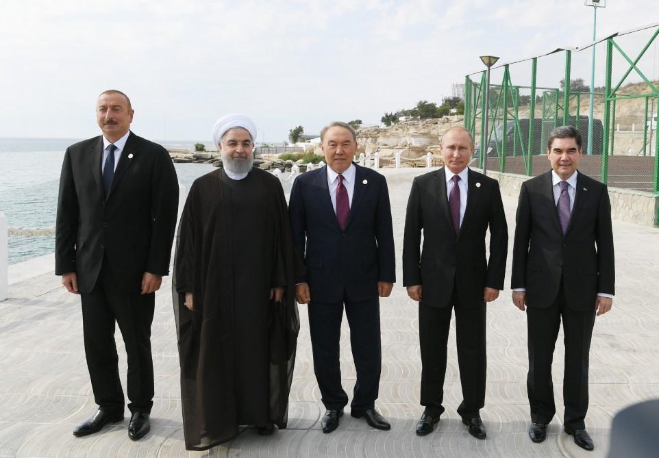 Heads of state attended ceremony to release sturgeons into Caspian Sea [PHOTO]