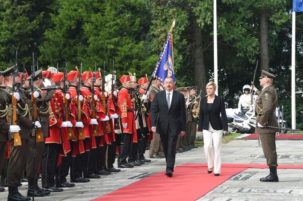 Official welcome ceremony held for Ilham Aliyev in Croatia’s Zagreb [PHOTO]