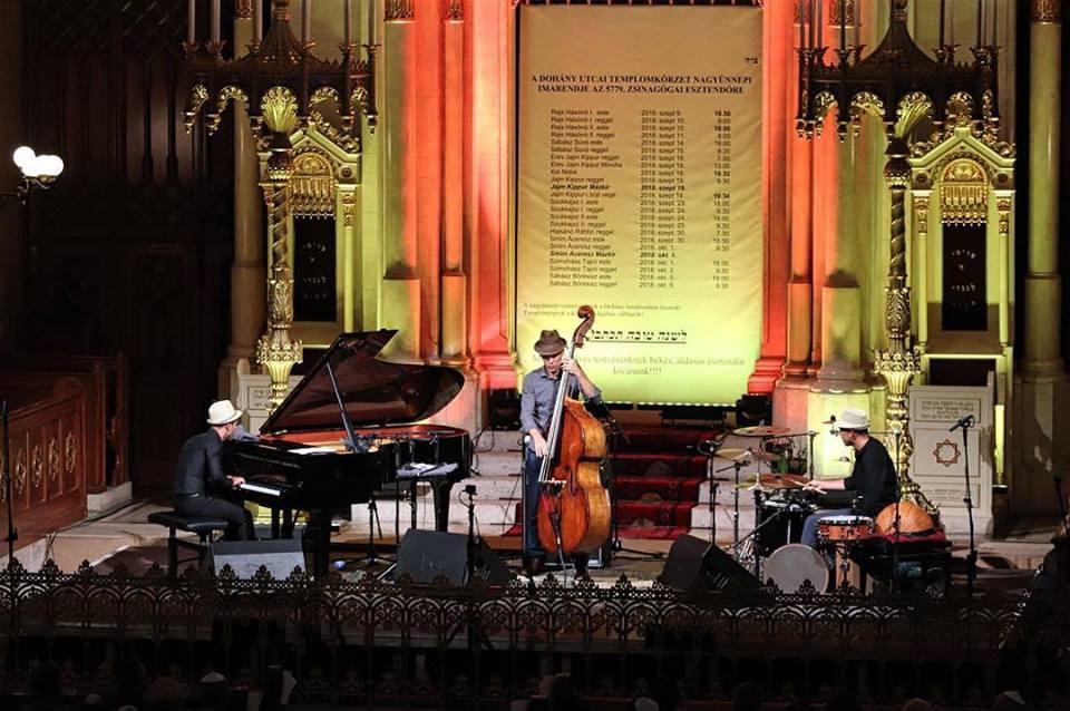 Azerbaijani pianist joins Avishai Cohen's trio [PHOTO]