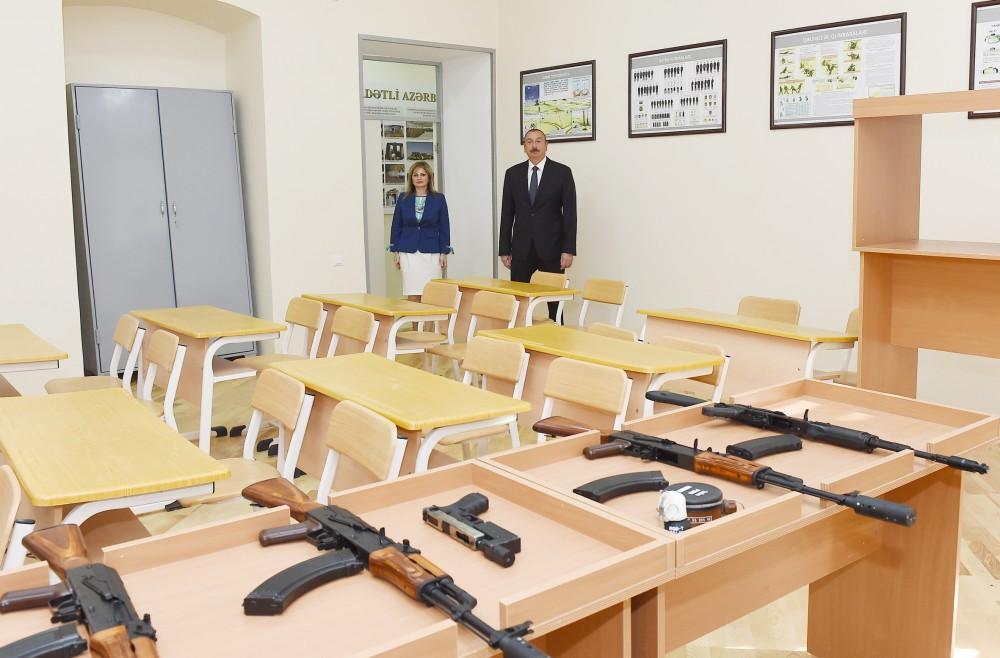 President Aliyev observes secondary school No 8 in Baku after major overhaul [UPDATE]