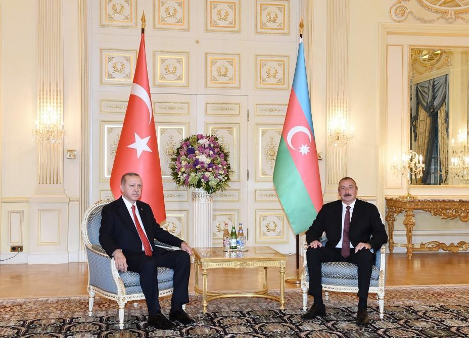 Azerbaijani, Turkish presidents hold one-on-one meeting [UPDATE]