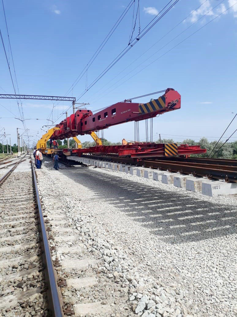 New switches being laid at Azerbaijan’s Sangachal, Goran railway stations [PHOTO]