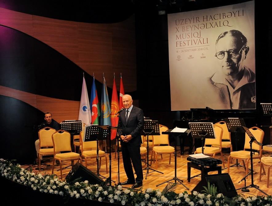 New orchestra presented in Baku [PHOTO]