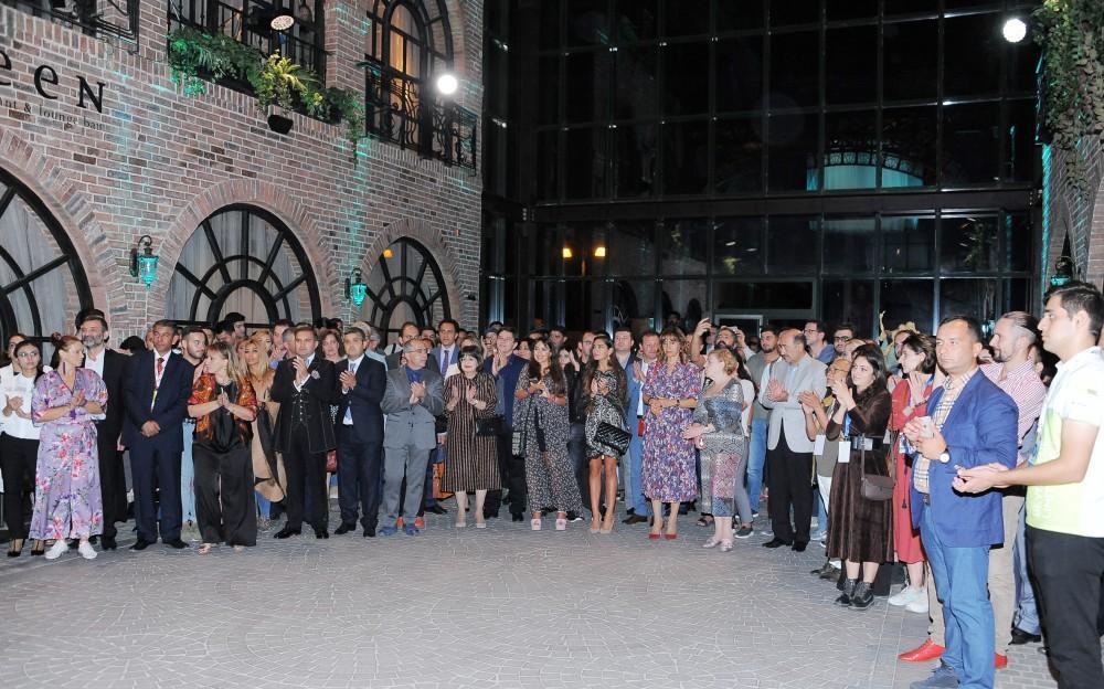 Heydar Aliyev Foundation VP Leyla Aliyeva, President of Baku Media Center Arzu Aliyeva attend awarding ceremony of winners of literary competition dedicated to Nasimi [PHOTO]