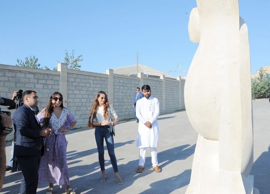 Heydar Aliyev Foundation VP Leyla Aliyeva, Baku Media Center President Arzu Aliyeva attend presentation of sculpture works at Nasimi Festival [PHOTO]