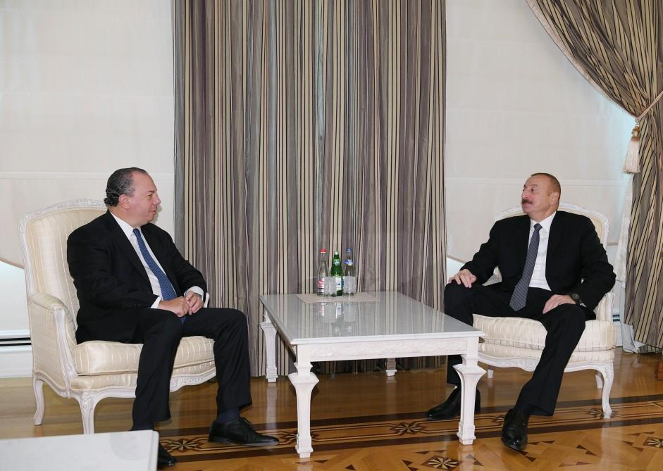 Ilham Aliyev receives president of US-based Foundation for Ethnic Understanding [UPDATE]