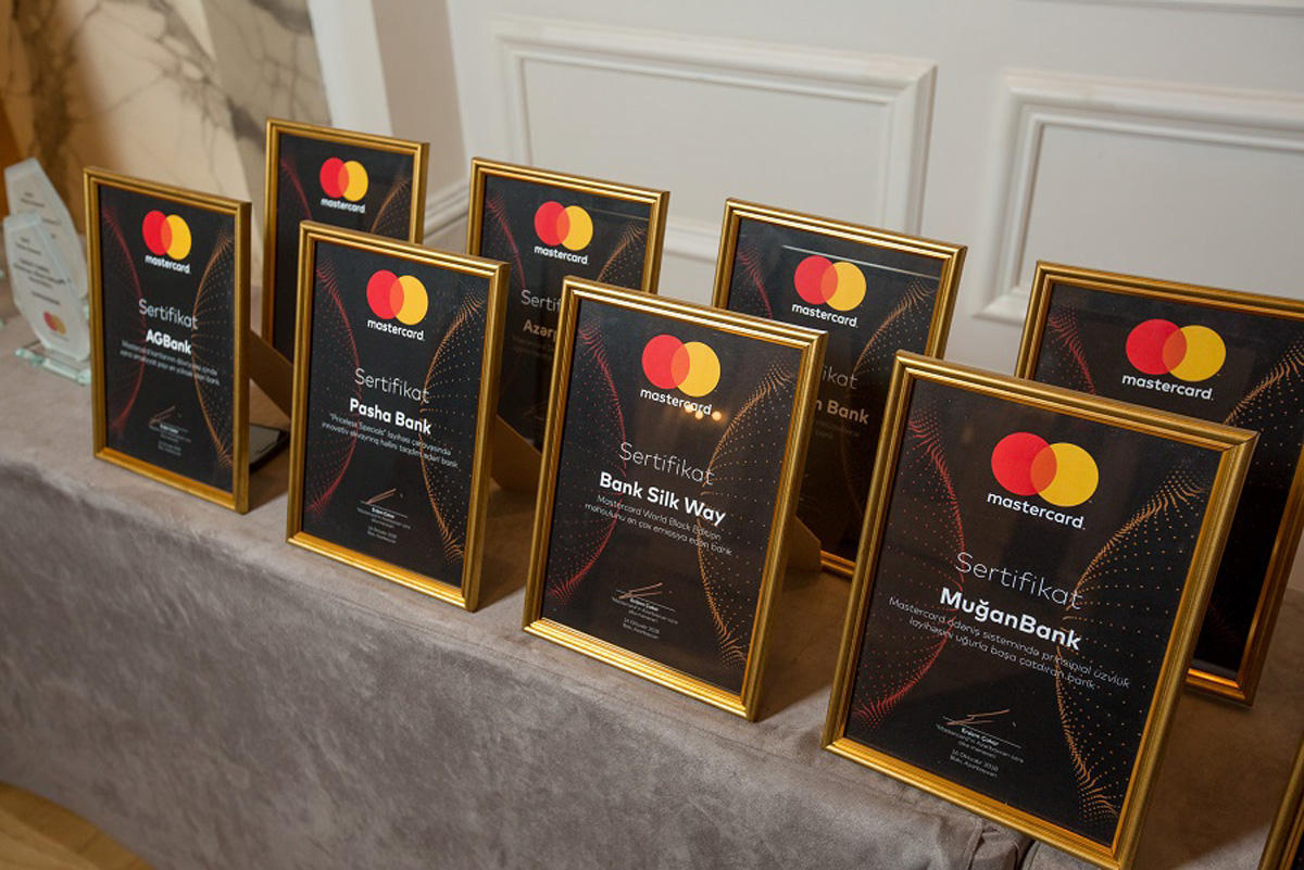 Mastercard awards banks in Azerbaijan [PHOTO]
