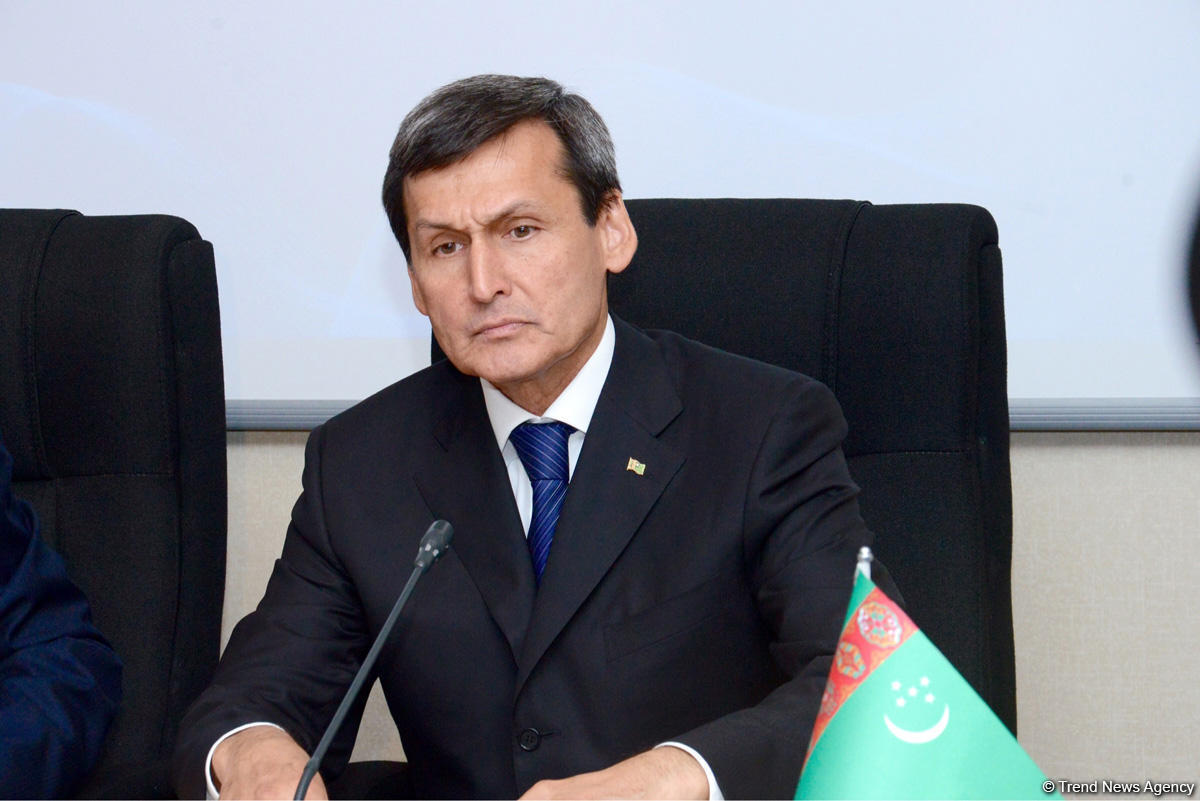 Turkmenistan’s FM arrives in Azerbaijan on visit