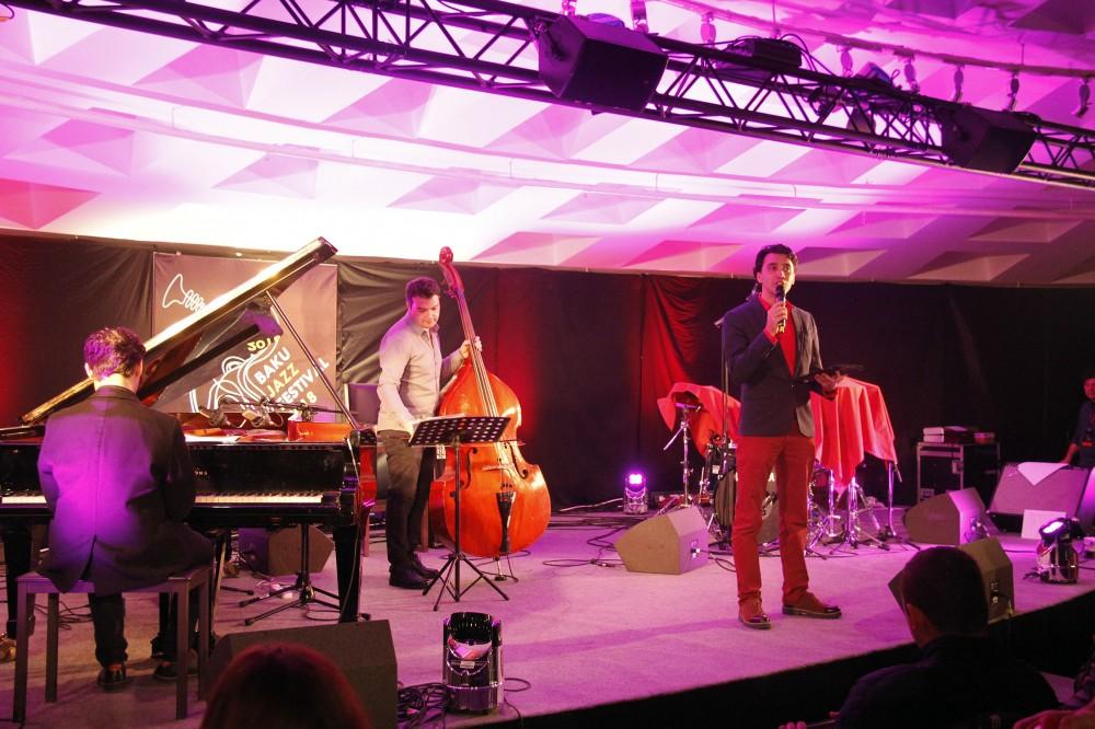 Turkish and Hungarian musicians thrill Baku audience [PHOTO]