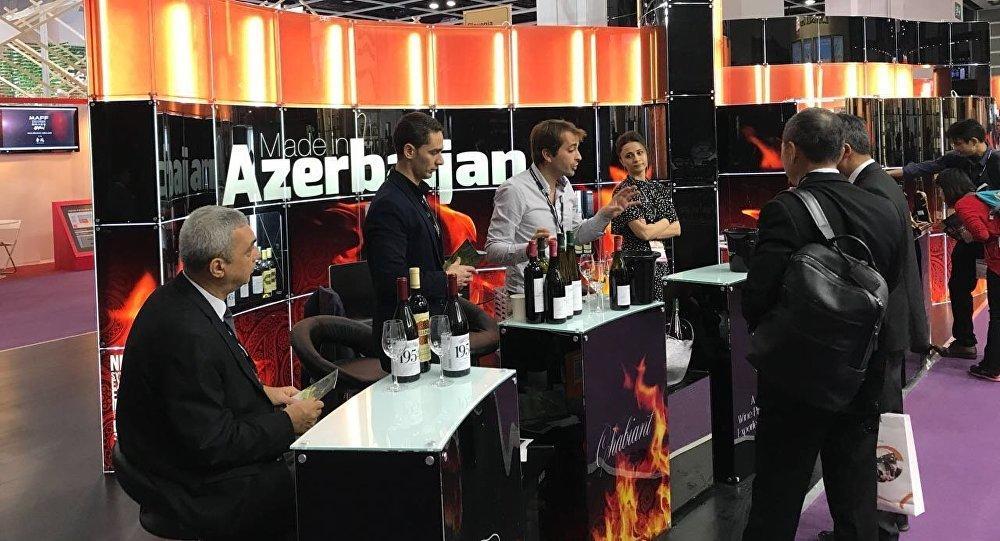 Azerbaijani alcoholic beverages demonstrated in Warsaw