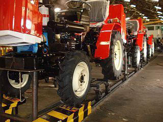 Azerbaijan, Belarus to assemble tractors in Turkey