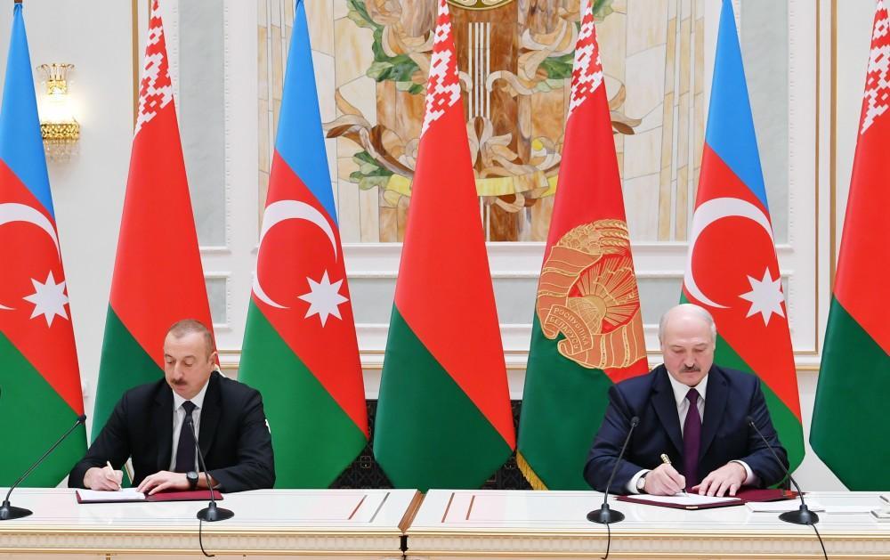 Azerbaijan, Belarus sign bilateral documents [UPDATE]