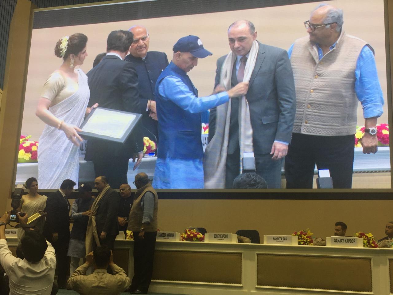 Azerbaijani Ambassador awarded in India [PHOTO]