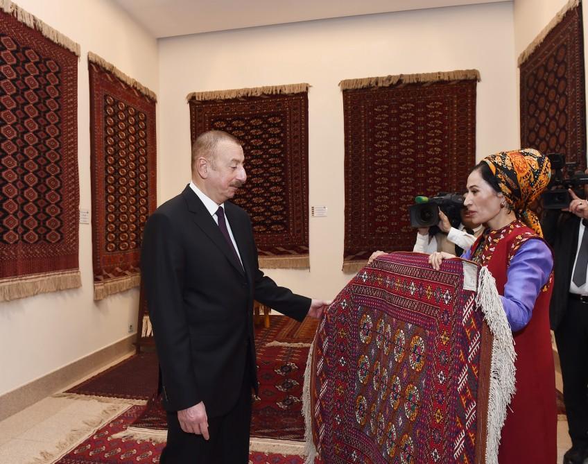 Azerbaijani president views Turkmen national carpet museum [PHOTO]