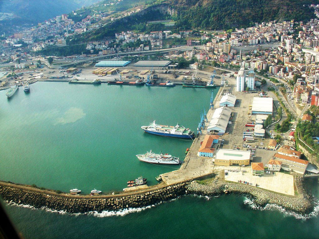 Turkey’s Trabzon seaport director: Armenian trucks not transshipped through