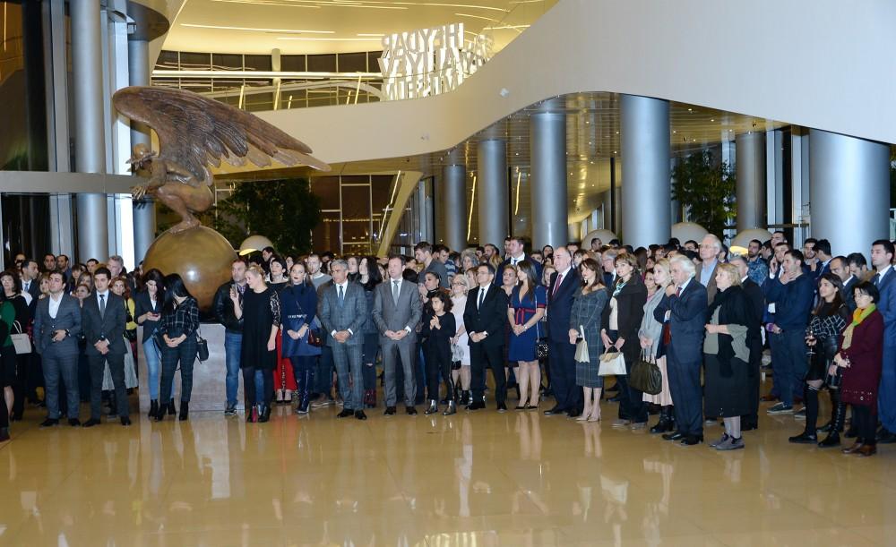 "Hyperrealistic Sculpture. Almost Alive" exhibition opens at Heydar Aliyev Center [PHOTO]