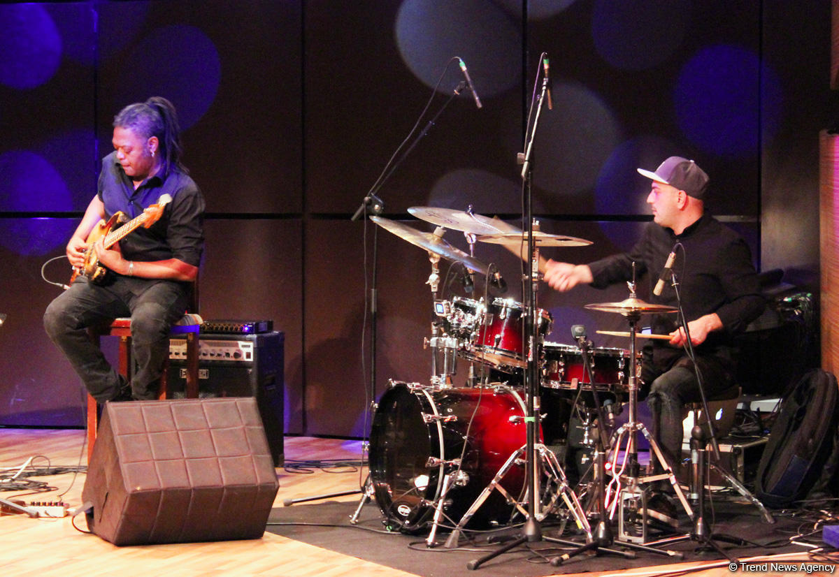 Famous jazz musicians gather in Baku [PHOTO]
