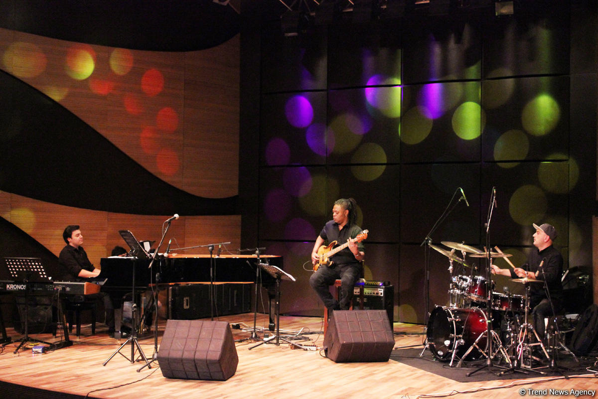 Famous jazz musicians gather in Baku [PHOTO]