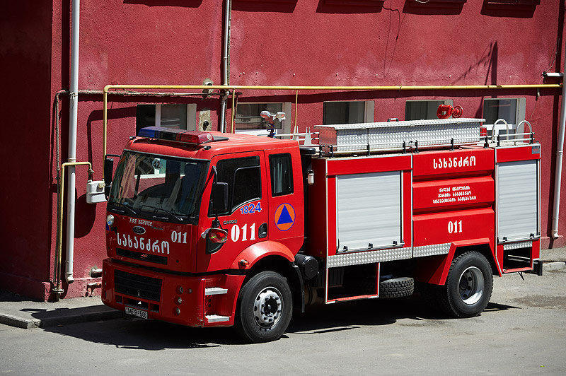 Government of Japan provides Georgian Emergency Management Service with fire engine