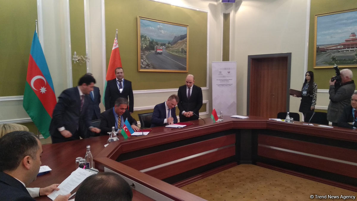 Documents signed during Azerbaijan-Belarus business forum in Baku [PHOTO]