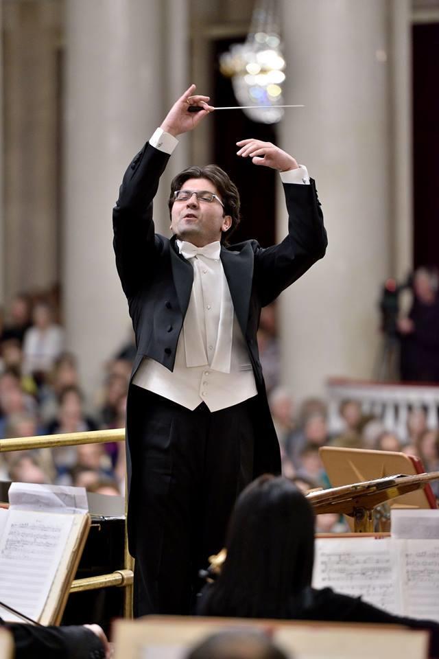 Eyyub Guliyev brilliantly performs with Moscow Philharmonic Orchestra [PHOTO]