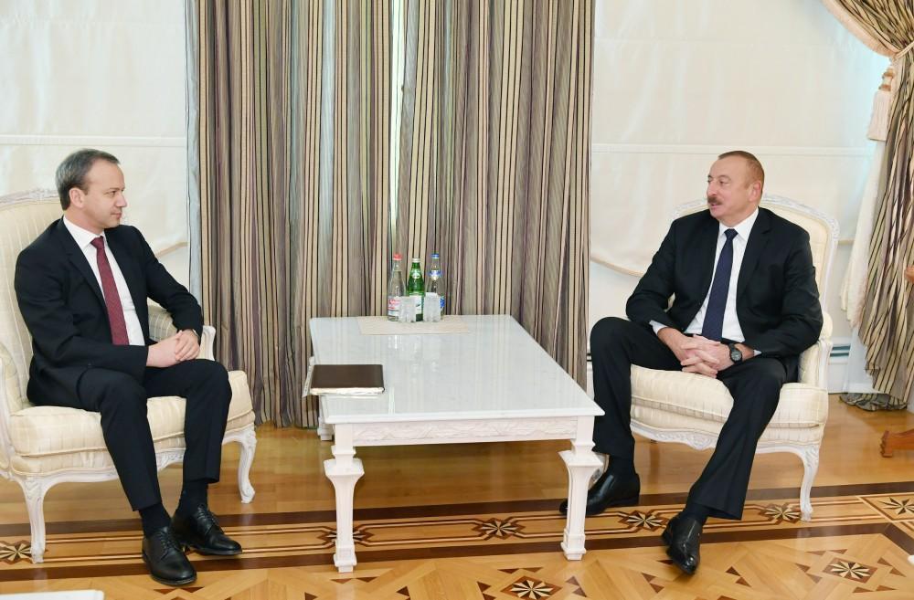 President Aliyev receives delegation led by FIDE president [UPDATE]