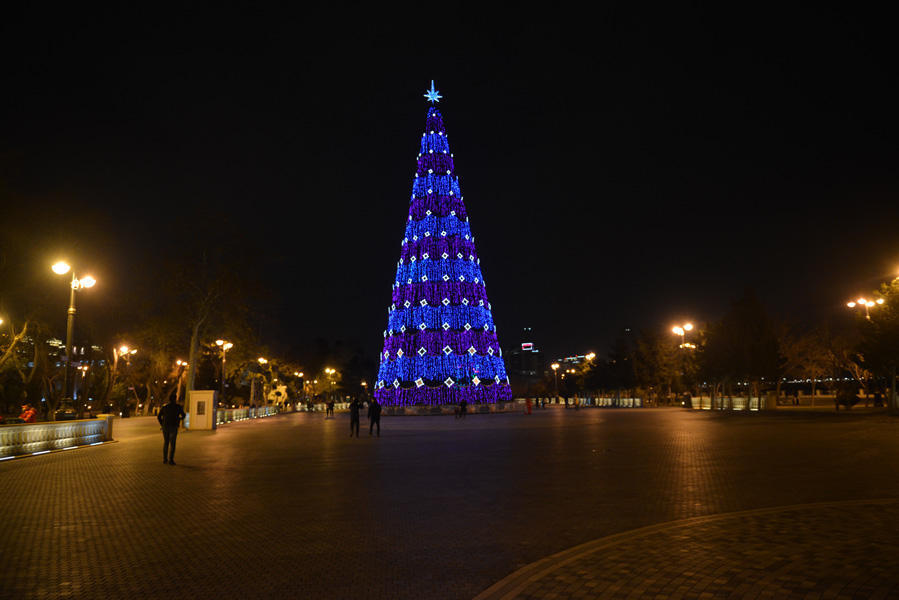 Baku Boulevard prepares for New 2019