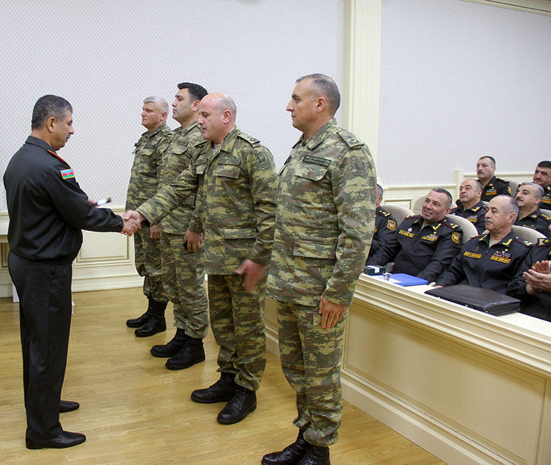 Upcoming tasks for 2019 discussed at Azerbaijani Defense Ministry [PHOTO]