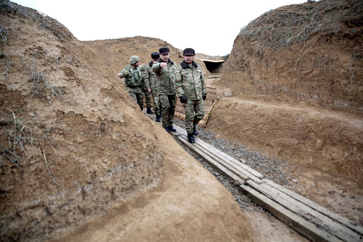 Officials of Azerbaijan's Defense Ministry visit front zone [PHOTO]