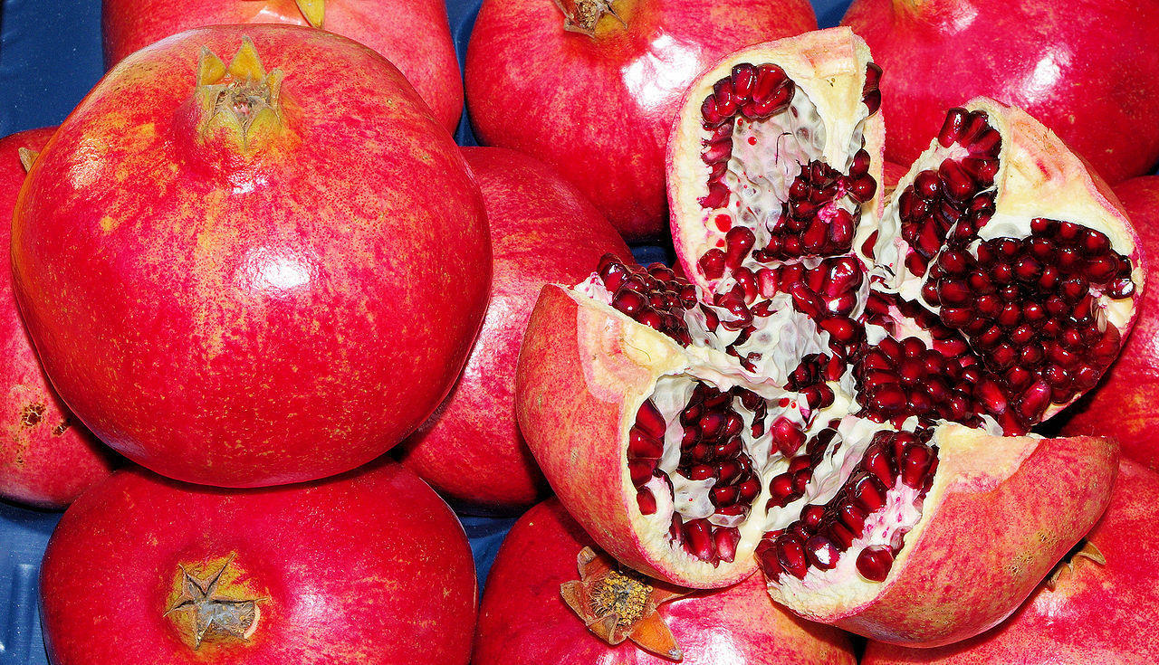 Azerbaijan to restore traditional pomegranate varieties