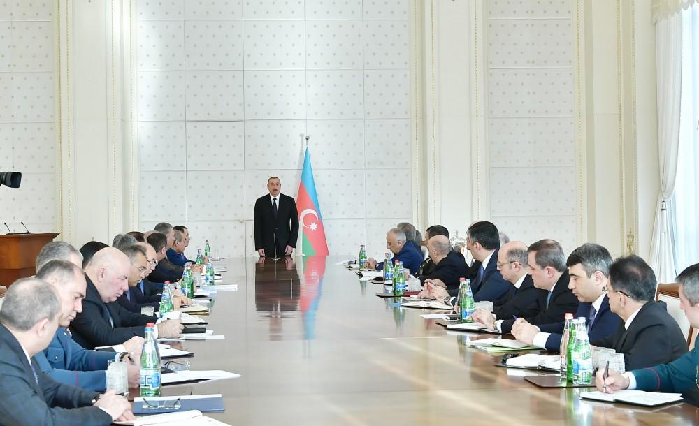 Azerbaijani president chairs meeting of Cabinet of Ministers [PHOTO]