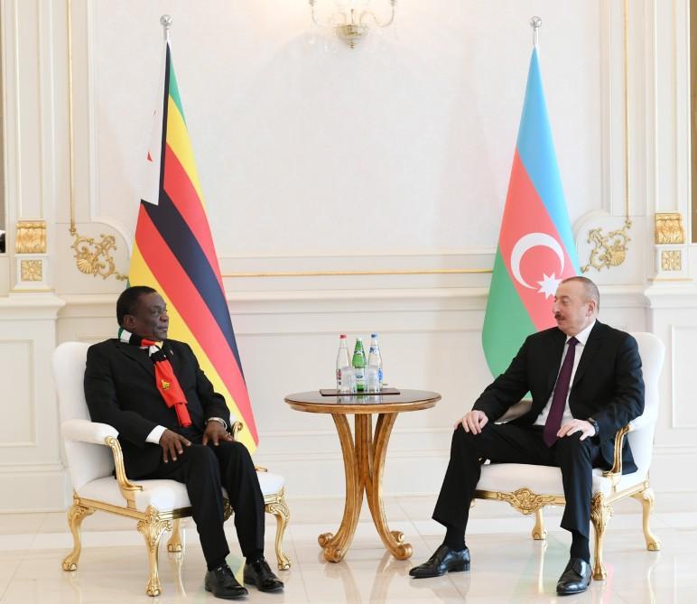 Azerbaijani, Zimbabwean presidents meet [PHOTO]