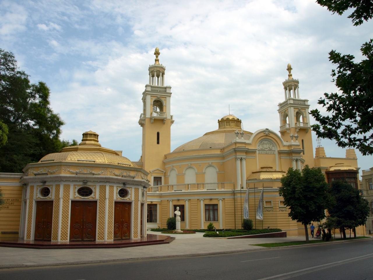 Classic music to sound in Baku