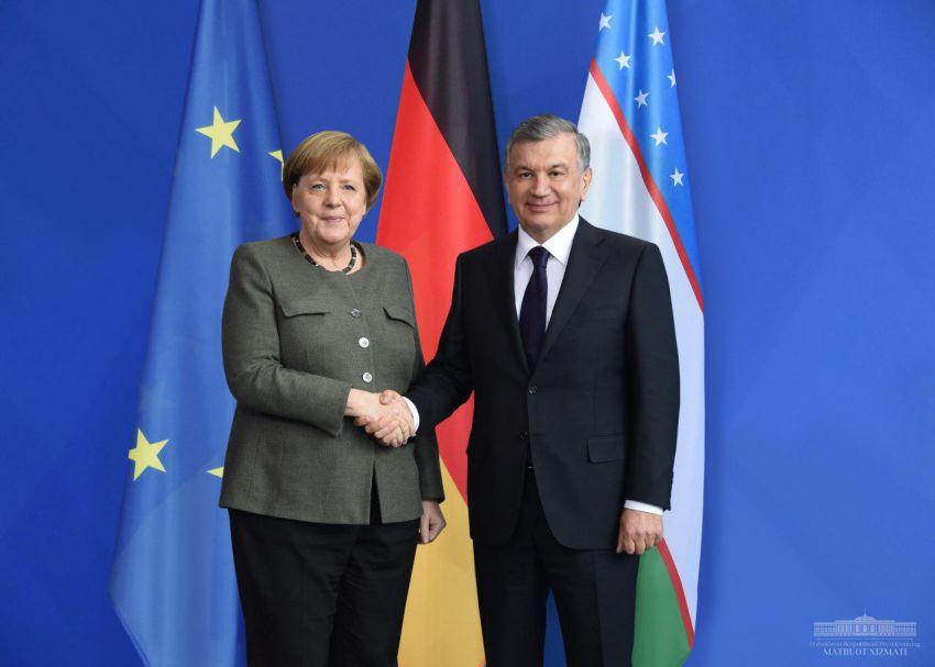 Uzbek, German leaders sign nine documents [PHOTO]