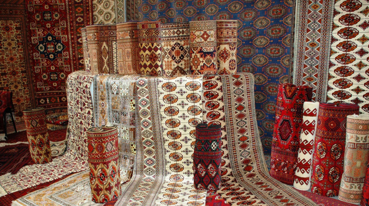 Baku to host exhibition of Turkmen carpets and jewelry [PHOTO]
